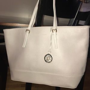 NY&Co purse NWOT